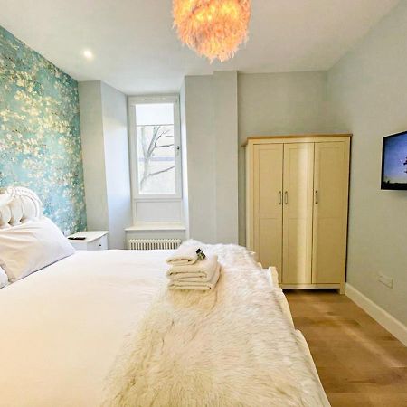에든버러 Beautiful 2Br, Private Entry In Vibrant Leith 아파트 외부 사진