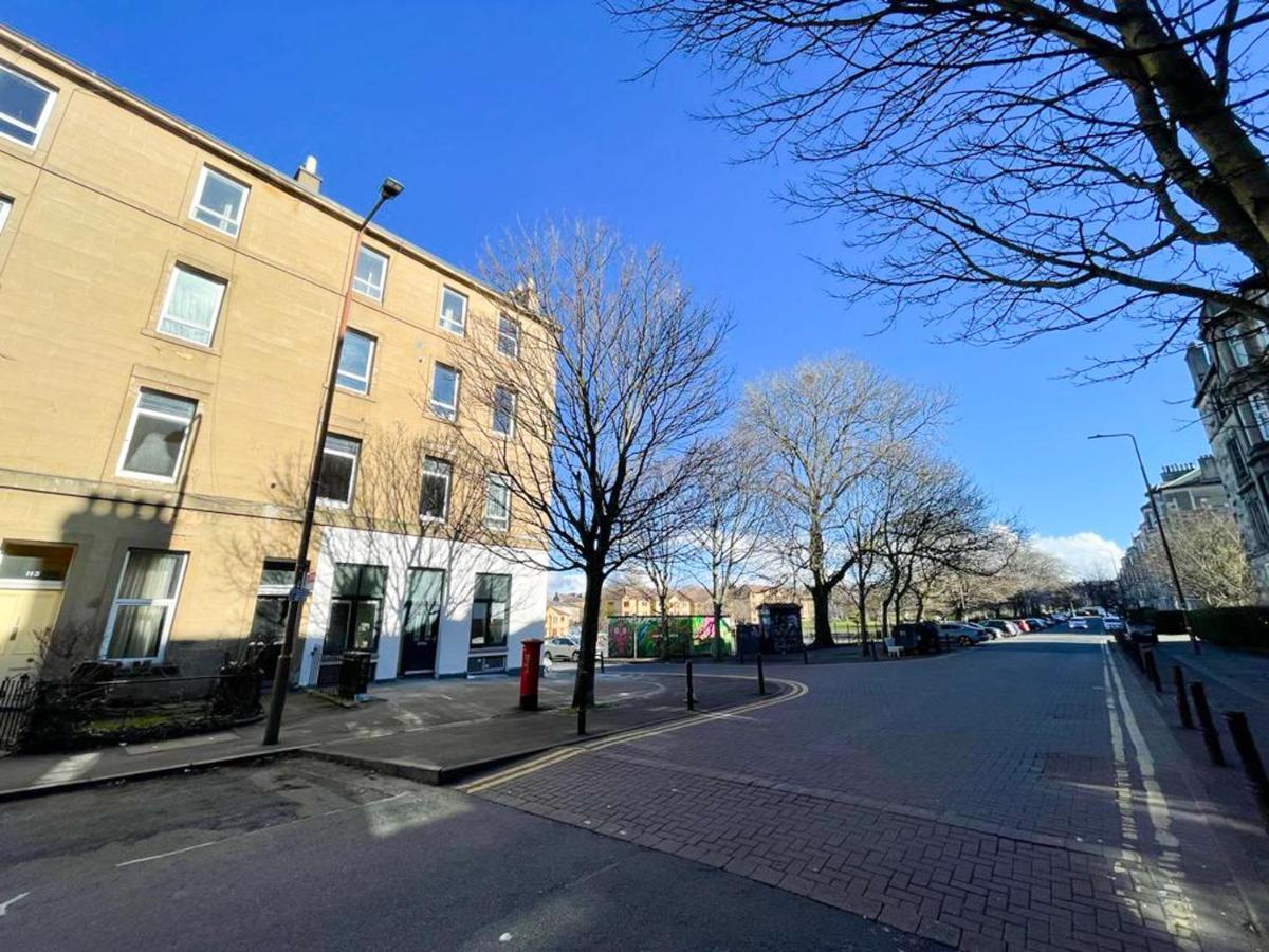 에든버러 Beautiful 2Br, Private Entry In Vibrant Leith 아파트 외부 사진