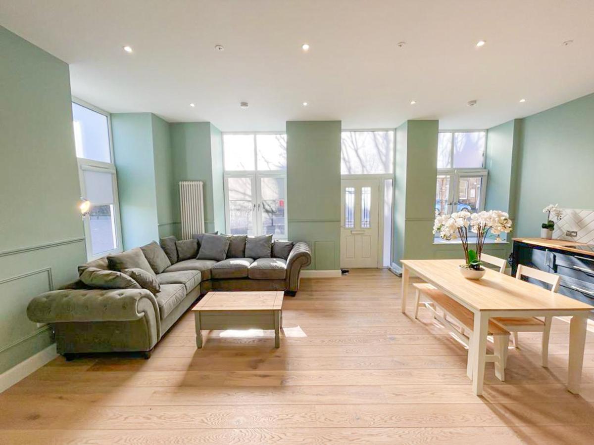 에든버러 Beautiful 2Br, Private Entry In Vibrant Leith 아파트 외부 사진
